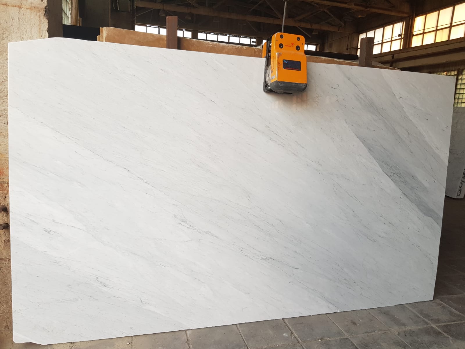 Мрамор Bianco Carrara / Бьянка Каррара